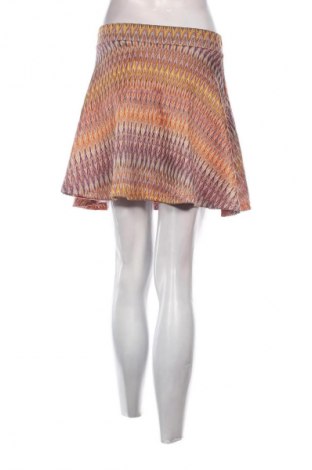 Пола Fb Sister, Размер M, Цвят Многоцветен, Цена 2,04 €