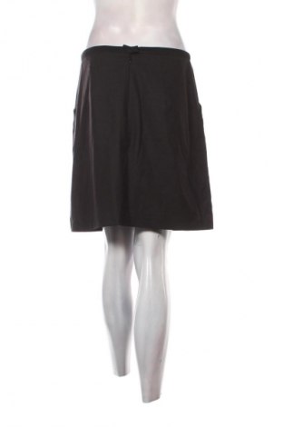 Пола H&M, Размер M, Цвят Черен, Цена 2,04 €