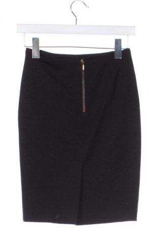 Пола H&M, Размер XS, Цвят Черен, Цена 2,55 €