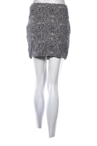 Пола H&M, Размер M, Цвят Многоцветен, Цена 2,04 €