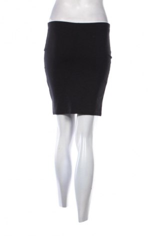 Пола H&M, Размер S, Цвят Черен, Цена 2,04 €