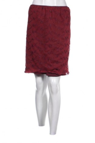 Пола Machine, Размер S, Цвят Червен, Цена 2,04 €