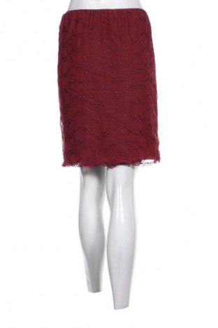 Пола Machine, Размер S, Цвят Червен, Цена 2,04 €