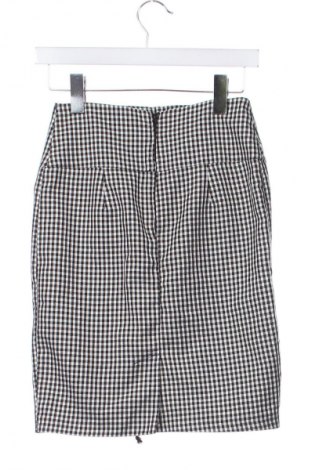 Пола Made In Italy, Размер S, Цвят Многоцветен, Цена 2,04 €