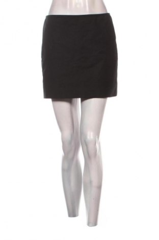 Пола Mango, Размер M, Цвят Черен, Цена 2,04 €