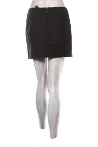 Пола Mango, Размер M, Цвят Черен, Цена 2,04 €