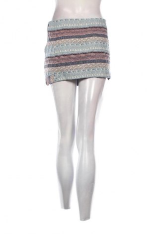 Пола Pull&Bear, Размер S, Цвят Многоцветен, Цена 2,04 €