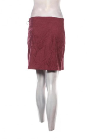 Пола SHEIN, Размер XL, Цвят Червен, Цена 2,55 €