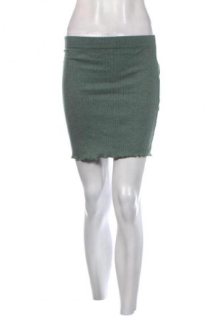 Пола SHEIN, Размер S, Цвят Зелен, Цена 2,04 €