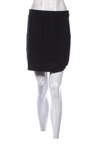 Пола SZACHOWNICA, Размер M, Цвят Черен, Цена 2,04 €