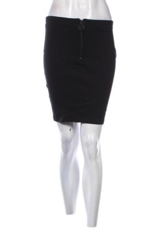 Пола Sinsay, Размер S, Цвят Черен, Цена 2,04 €