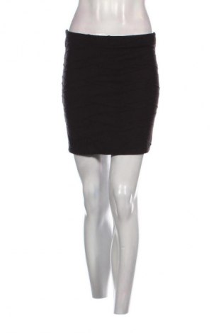 Пола Tom Tailor, Размер M, Цвят Черен, Цена 2,04 €