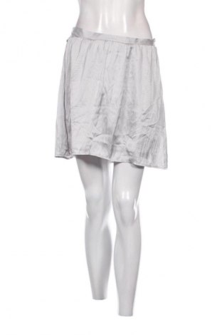 Пола Unbranded, Размер M, Цвят Сив, Цена 3,57 €