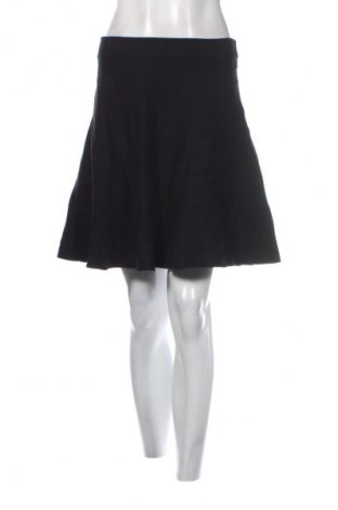 Пола Y.A.S, Размер M, Цвят Черен, Цена 6,13 €