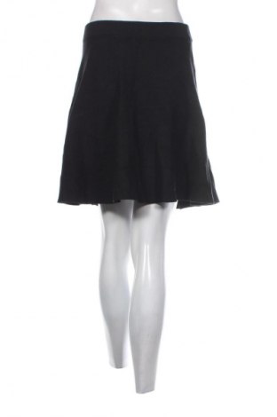 Пола Y.A.S, Размер M, Цвят Черен, Цена 6,13 €