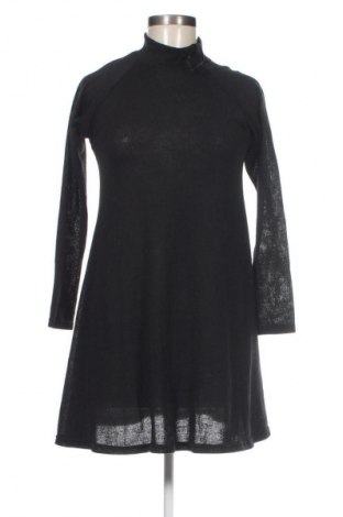 Šaty  Ax Paris, Velikost M, Barva Černá, Cena  29,00 Kč