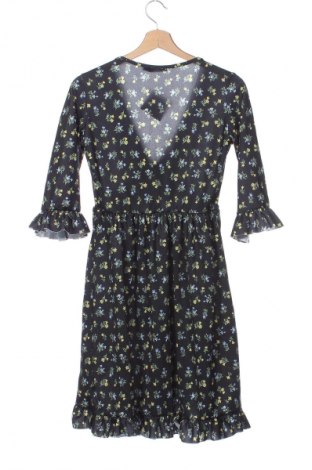 Šaty  Boohoo, Velikost XXS, Barva Vícebarevné, Cena  49,00 Kč