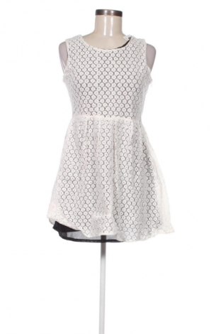 Ruha French Connection, Méret S, Szín Fehér, Ár 3 409 Ft