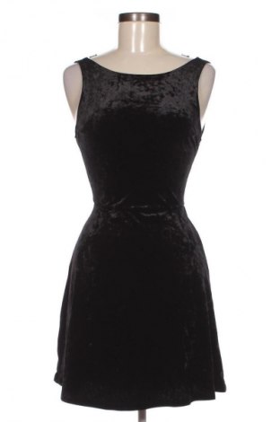 Šaty  H&M, Velikost S, Barva Černá, Cena  199,00 Kč