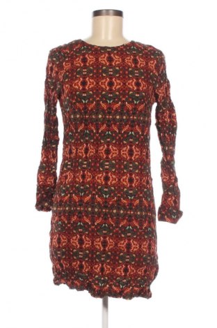 Рокля H&M, Размер S, Цвят Многоцветен, Цена 2,04 €