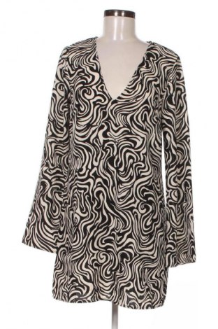 Рокля H&M, Размер S, Цвят Многоцветен, Цена 2,04 €