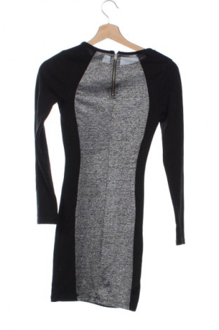 Šaty  H&M Divided, Velikost XS, Barva Vícebarevné, Cena  59,00 Kč