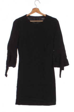 Šaty  Mango, Velikost XS, Barva Černá, Cena  289,00 Kč