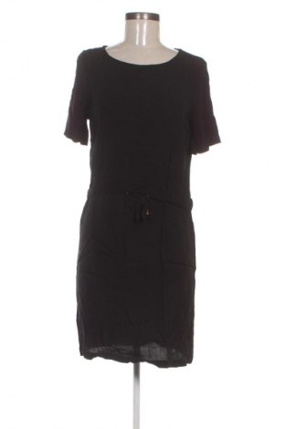 Ruha Minimum, Méret S, Szín Fekete, Ár 3 189 Ft