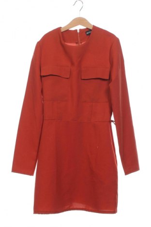 Рокля Pretty Little Thing, Размер S, Цвят Червен, Цена 3,57 €