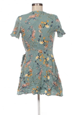 Šaty  Pull&Bear, Velikost S, Barva Vícebarevné, Cena  79,00 Kč