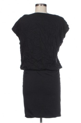 Šaty  Selected Femme, Velikost M, Barva Černá, Cena  159,00 Kč