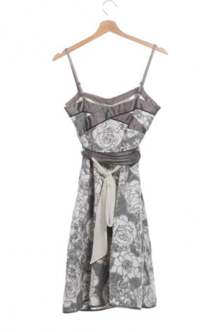 Šaty  Steps, Velikost M, Barva Vícebarevné, Cena  79,00 Kč