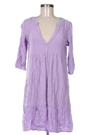 Kleid Sublevel, Größe M, Farbe Lila, Preis € 5,99