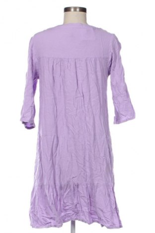 Kleid Sublevel, Größe M, Farbe Lila, Preis € 5,99