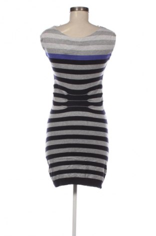 Рокля Ted Baker, Размер S, Цвят Многоцветен, Цена 45,50 €