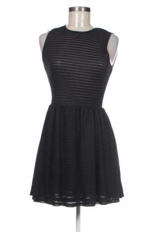 Šaty  Topshop, Velikost M, Barva Černá, Cena  139,00 Kč