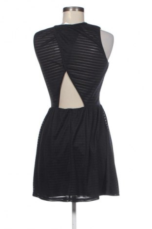 Šaty  Topshop, Velikost M, Barva Černá, Cena  139,00 Kč