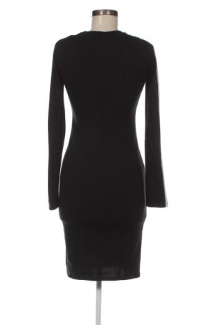 Рокля Zara Trafaluc, Размер S, Цвят Черен, Цена 2,04 €