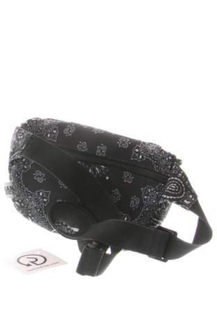 Чанта за кръст Urban Classics, Цвят Многоцветен, Цена 11,00 €