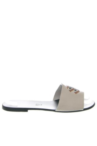 Чехли Lavorazione Artigianale, Размер 40, Цвят Многоцветен, Цена 38,94 €