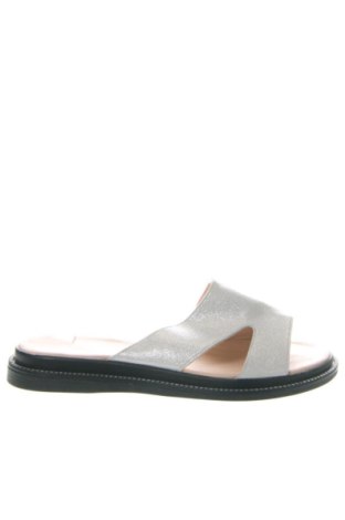 Чехли Unbranded, Размер 40, Цвят Сребрист, Цена 47,57 €