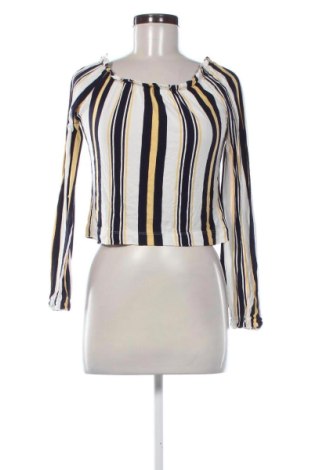 Dámská halenka Bershka, Velikost S, Barva Vícebarevné, Cena  283,00 Kč