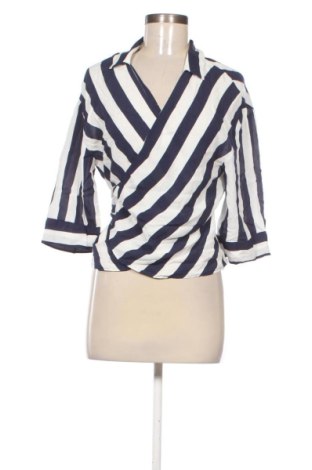 Γυναικεία μπλούζα Bershka, Μέγεθος M, Χρώμα Πολύχρωμο, Τιμή 5,99 €