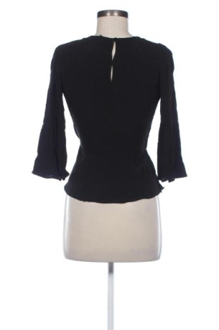 Дамска блуза Bershka, Размер XS, Цвят Черен, Цена 10,00 €