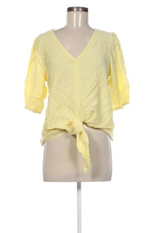 Dámská halenka C&A, Velikost S, Barva Žlutá, Cena  289,00 Kč