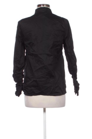 Дамска блуза Free Quent, Размер XS, Цвят Черен, Цена 17,89 €