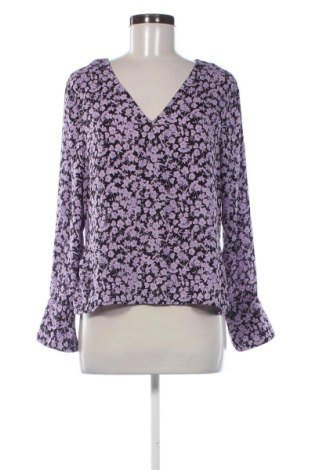 Дамска блуза Gina Tricot, Размер M, Цвят Многоцветен, Цена 4,60 €