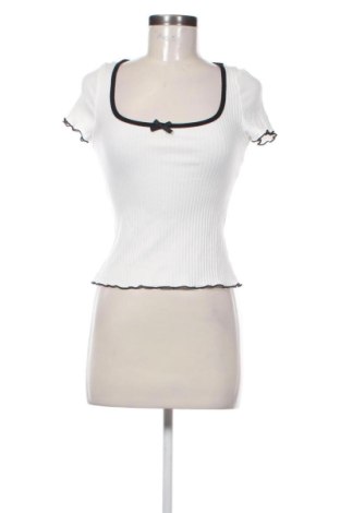 Дамска блуза H&M Divided, Размер S, Цвят Бял, Цена 16,36 €