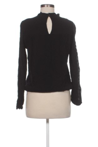 Dámská halenka H&M L.O.G.G., Velikost M, Barva Černá, Cena  289,00 Kč