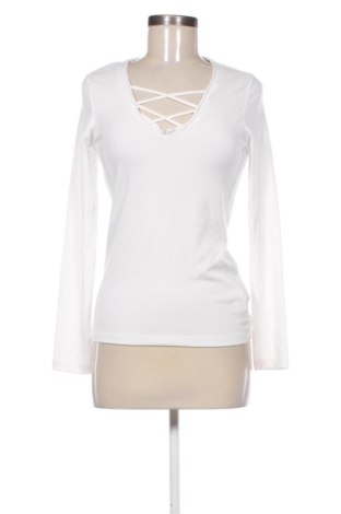 Bluzka damska Mohito, Rozmiar S, Kolor Biały, Cena 53,58 zł